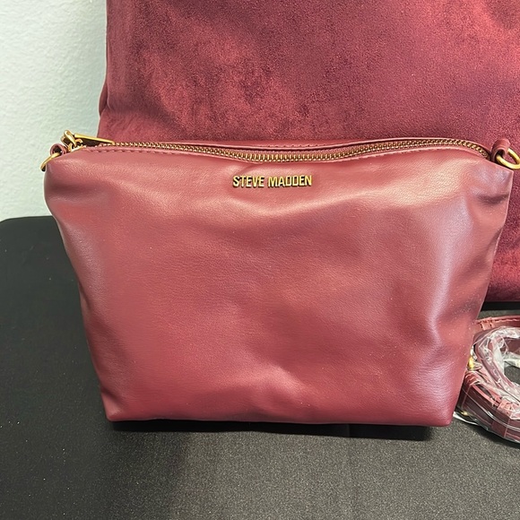 Steve Madden | Bloodstone Hobo Bag w/ Extra Crossbody Bag & Strap. - Picture 7 of 15
